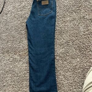 Wrangler Men's Deep Blue Straight Jeans